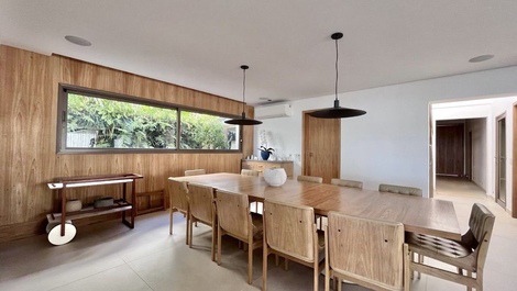 Casa pé na areia na Praia da Baleia