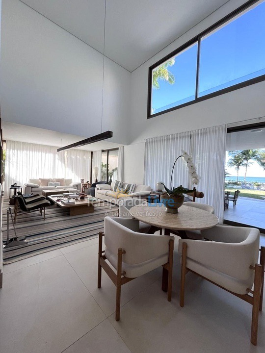 Casa para aluguel de temporada em São Sebastião (Praia da Baleia)