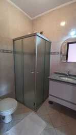 4 bedrooms, barbecue, swimming pool and sauna. Baleia Beach/SP