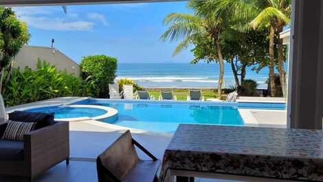 Juquehy frente al mar disponible Navidad, Enero y Carnaval. 6 suites.