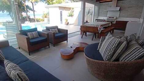 Juquehy frente al mar disponible Navidad, Enero y Carnaval. 6 suites.