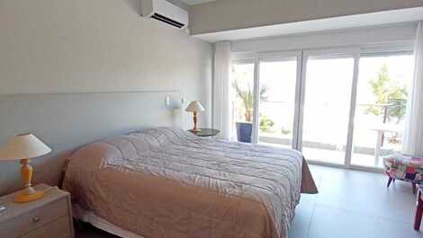 Juquehy frente al mar disponible Navidad, Enero y Carnaval. 6 suites.