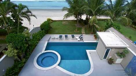 Juquehy frente al mar disponible Navidad, Enero y Carnaval. 6 suites.