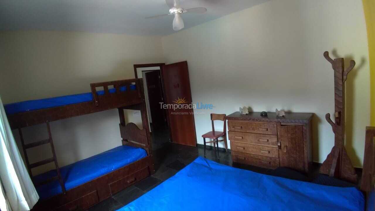 House for vacation rental in Bertioga (Praia de Guaratuba)