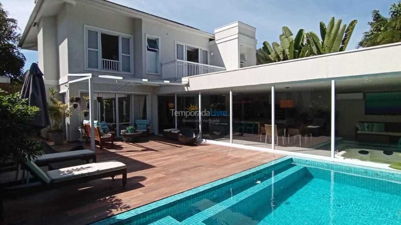 Casa para aluguel de temporada em São Sebastião (Juquehy)