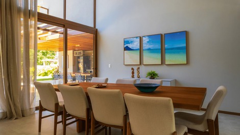 Casa Alto Padrão 7 Suítes em Praia do Forte no Condomínio Praia Bella