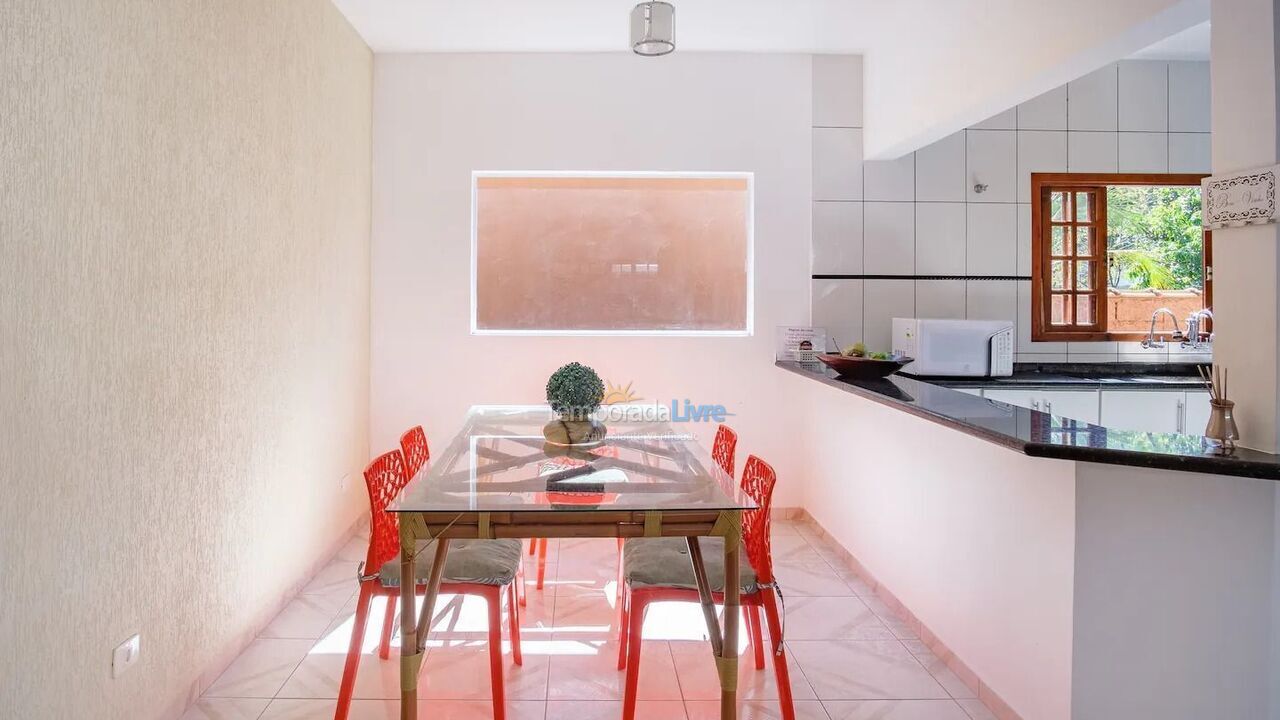 Casa para alquiler de vacaciones em Caraguatatuba (Praia de Massaguaçu)