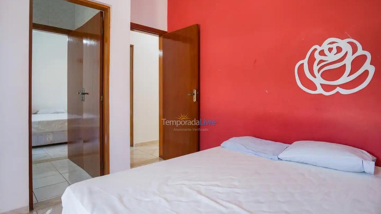 Casa para alquiler de vacaciones em Caraguatatuba (Praia de Massaguaçu)