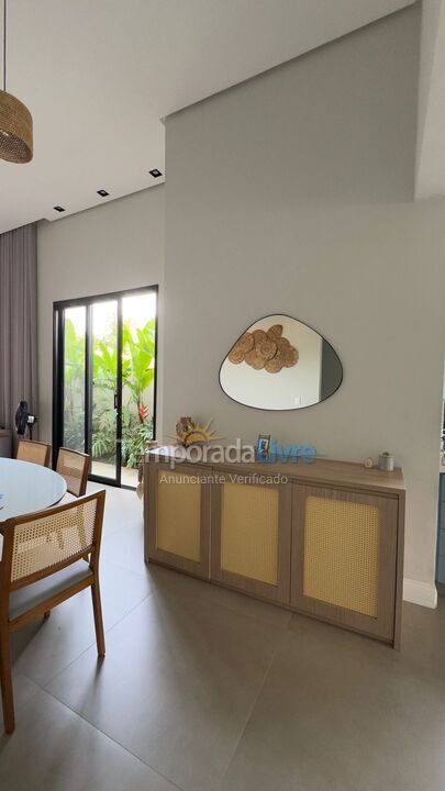 Casa para alquiler de vacaciones em Bertioga (Condominio Morada da Praia)