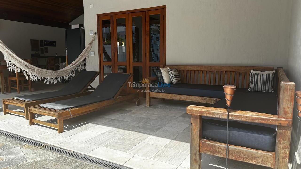 Casa para aluguel de temporada em Bertioga (Condominio Morada da Praia)