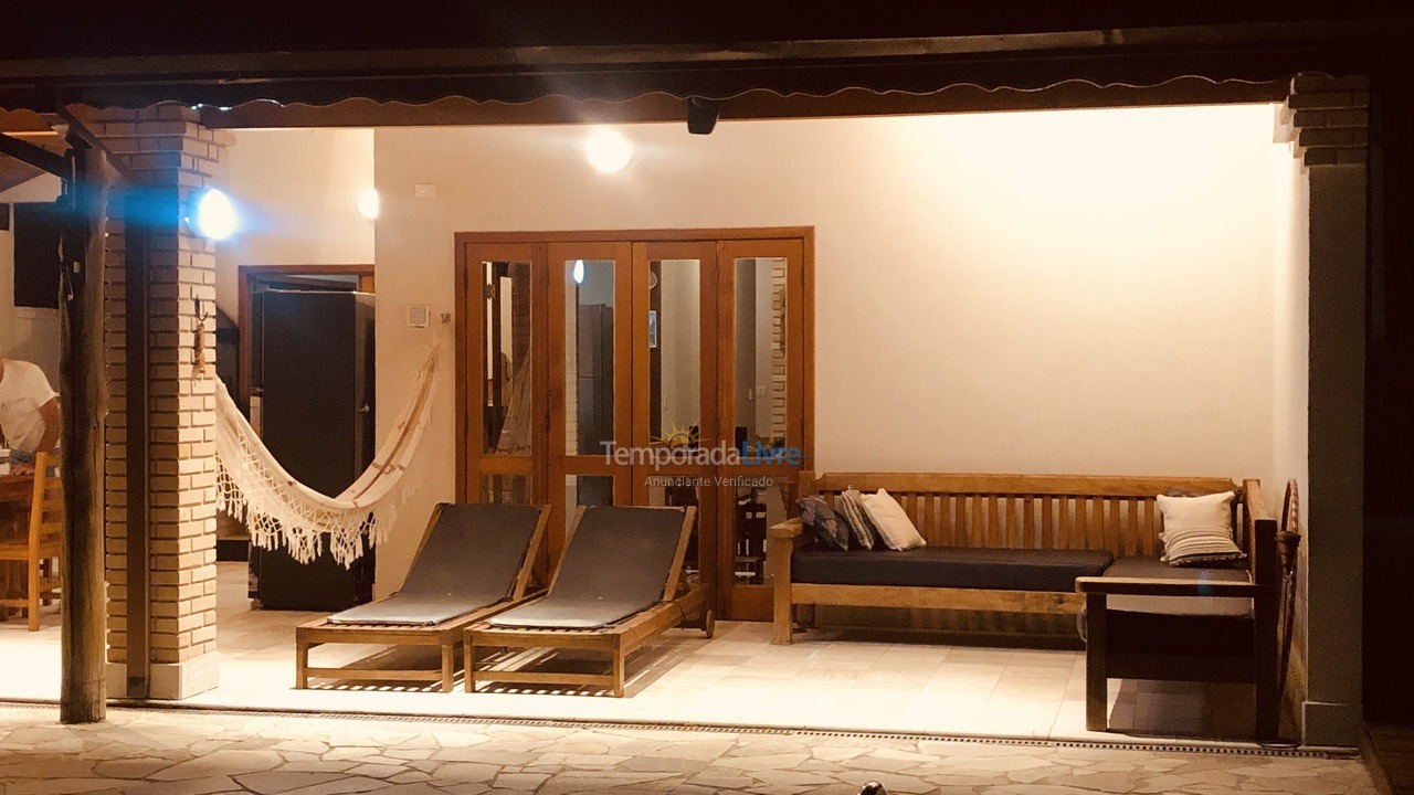 Casa para aluguel de temporada em Bertioga (Condominio Morada da Praia)