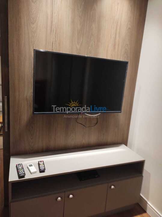 Apartamento para aluguel de temporada em Florianópolis (Praia Brava)