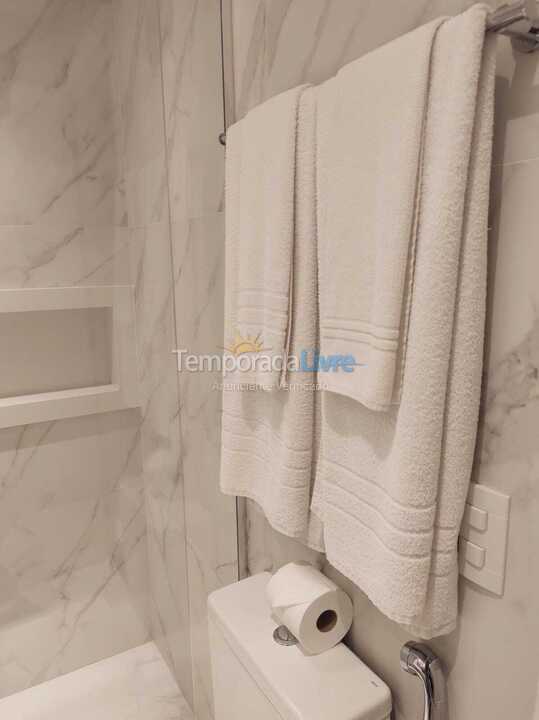 Apartamento para aluguel de temporada em Florianópolis (Praia Brava)