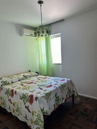 Segundo dormitório com vista ao mar