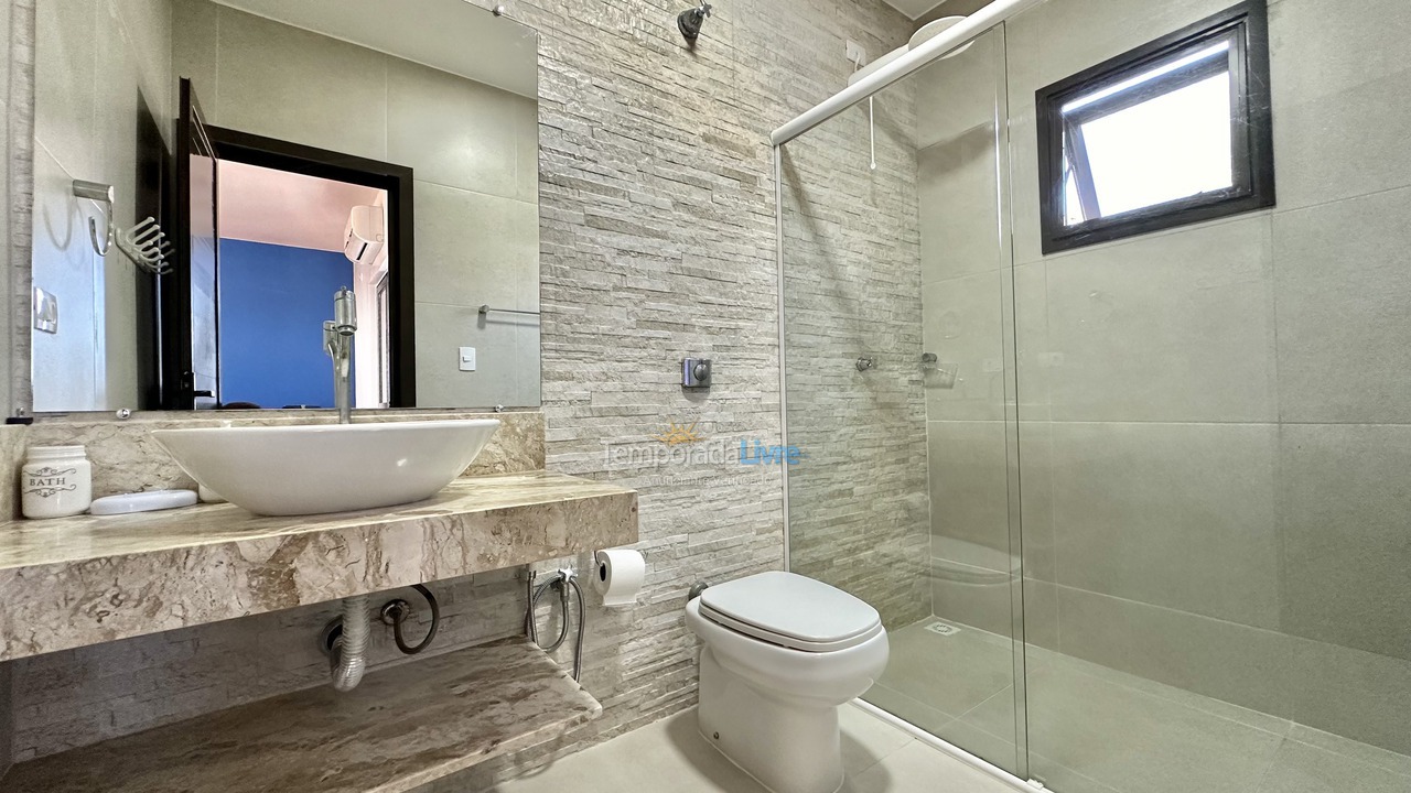 House for vacation rental in Guaratuba (Barra do Saí)