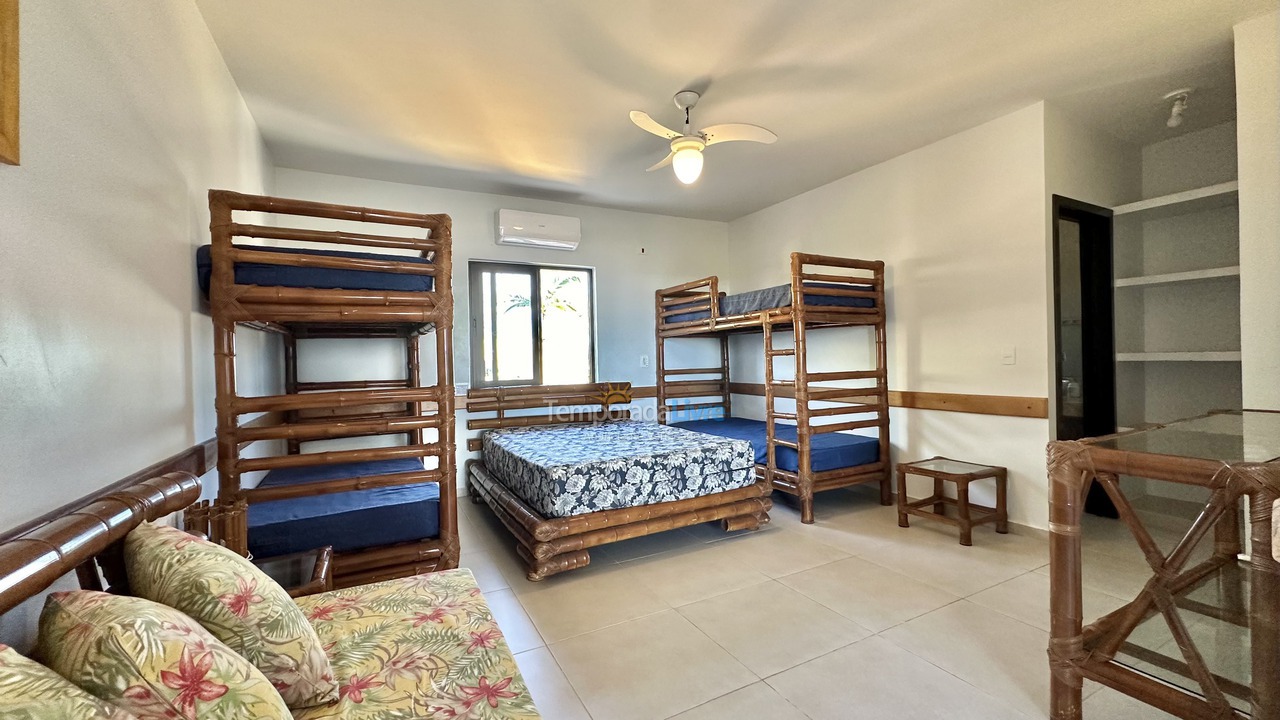 House for vacation rental in Guaratuba (Barra do Saí)