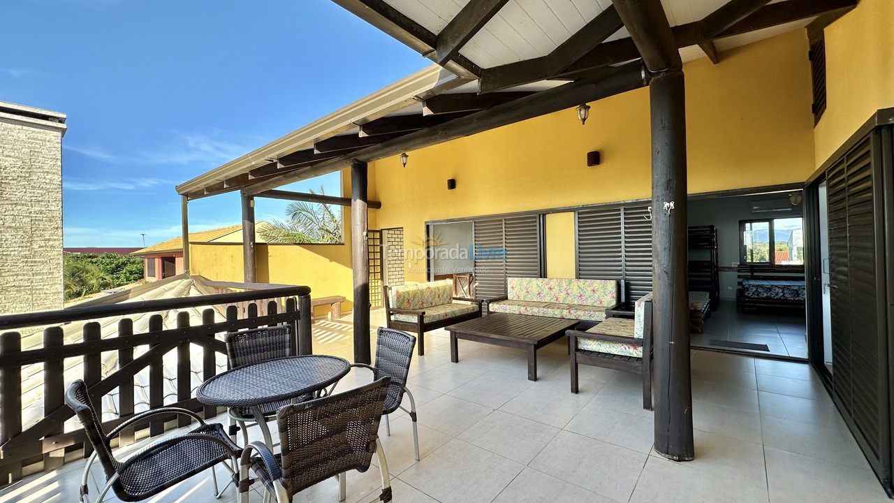 House for vacation rental in Guaratuba (Barra do Saí)