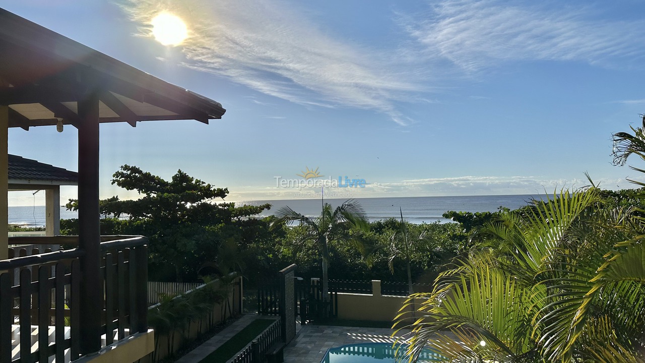 House for vacation rental in Guaratuba (Barra do Saí)