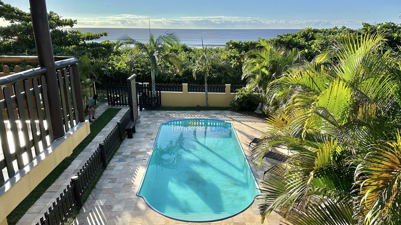 House for vacation rental in Guaratuba (Barra do Saí)