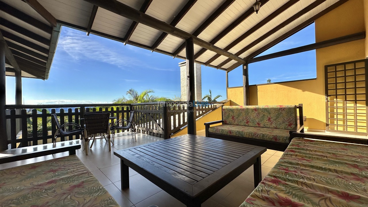 House for vacation rental in Guaratuba (Barra do Saí)