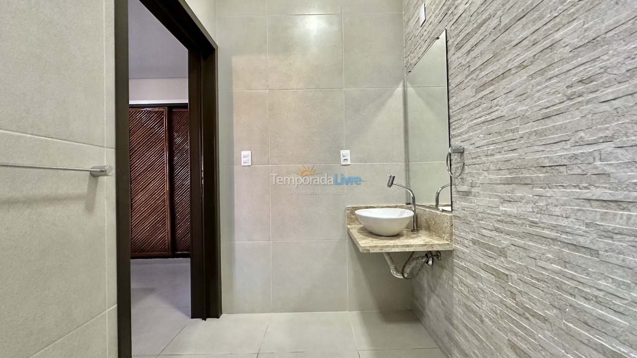 House for vacation rental in Guaratuba (Barra do Saí)