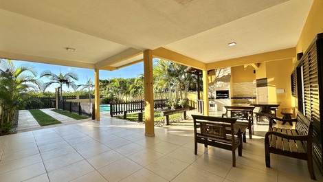 SEA FRONT, 5 SUITES, AIR, UP TO 20 PEOPLE, WIFI, ADAP WHEELCHAIR ACCESSORIES