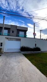 BEAUTIFUL HOUSE IN BERTIOGA FOR 10 PEOPLE