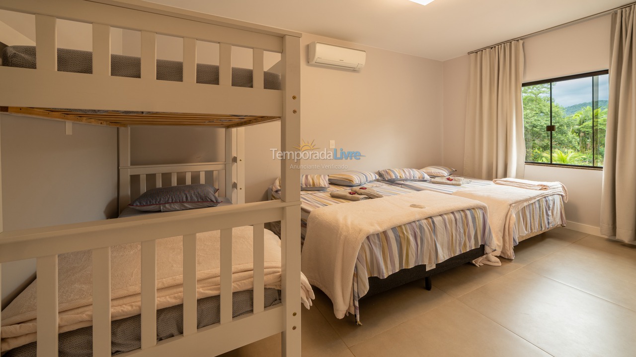 Ranch for vacation rental in Joinville (Pirabeiraba)