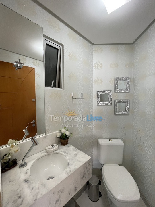 Apartamento para aluguel de temporada em Itapema (Meia Praia)