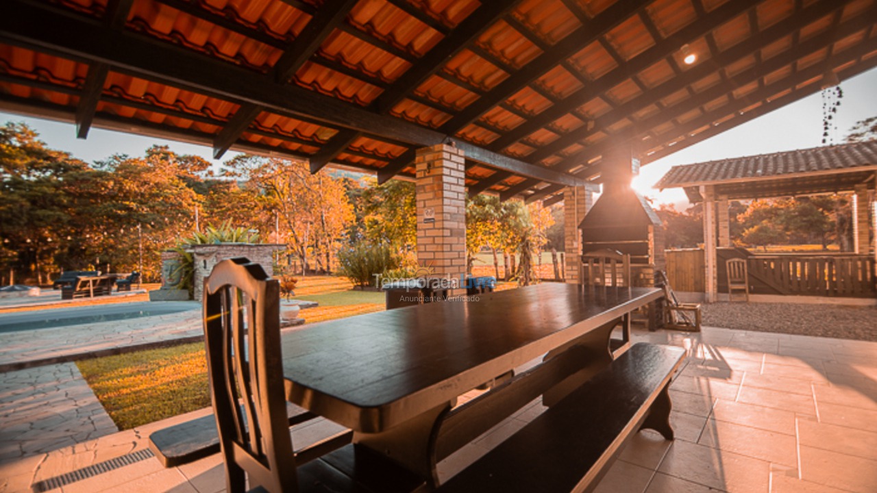 Ranch for vacation rental in Joinville (Pirabeiraba)