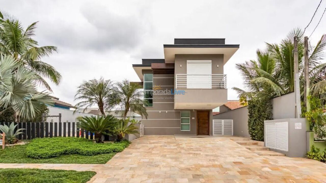 Casa para aluguel de temporada em Bertioga (Condominio Morada da Praia)