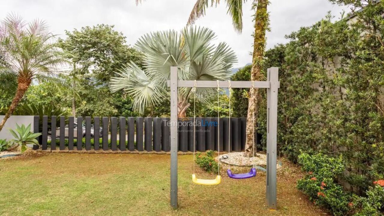 Casa para aluguel de temporada em Bertioga (Condominio Morada da Praia)