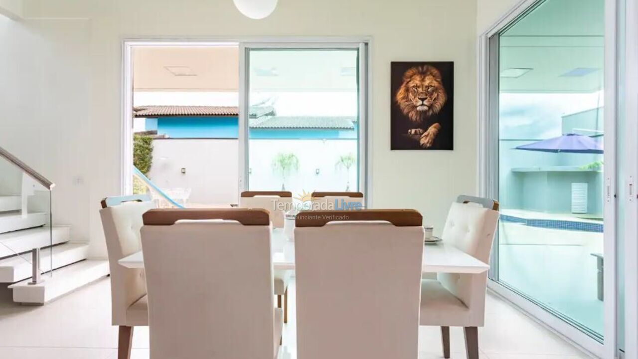 Casa para aluguel de temporada em Bertioga (Condominio Morada da Praia)