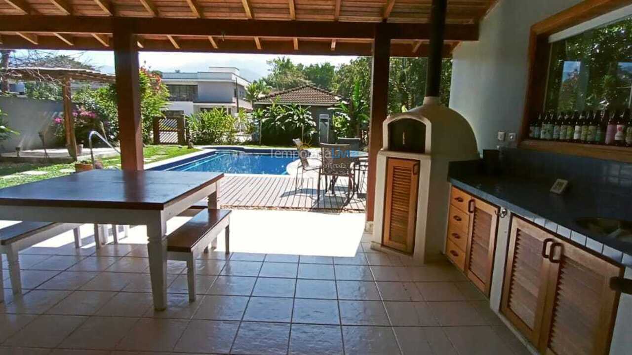 House for vacation rental in São Sebastião (Praia da Baleia)