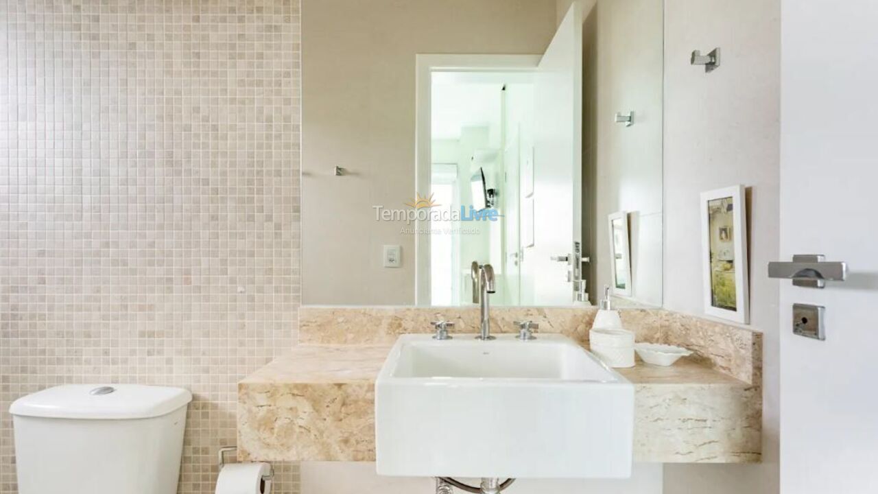 House for vacation rental in Bertioga (Condominio Morada da Praia)