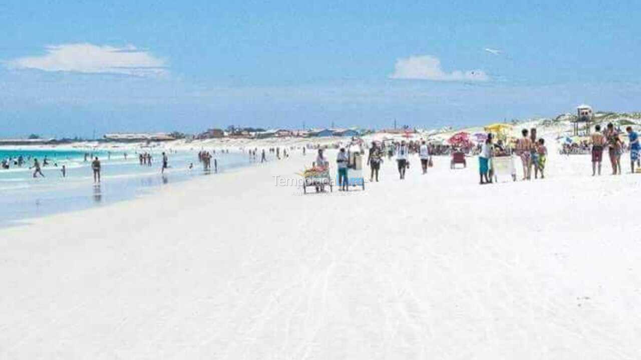 Apartamento para alquiler de vacaciones em Cabo Frio (Praia do Forte)