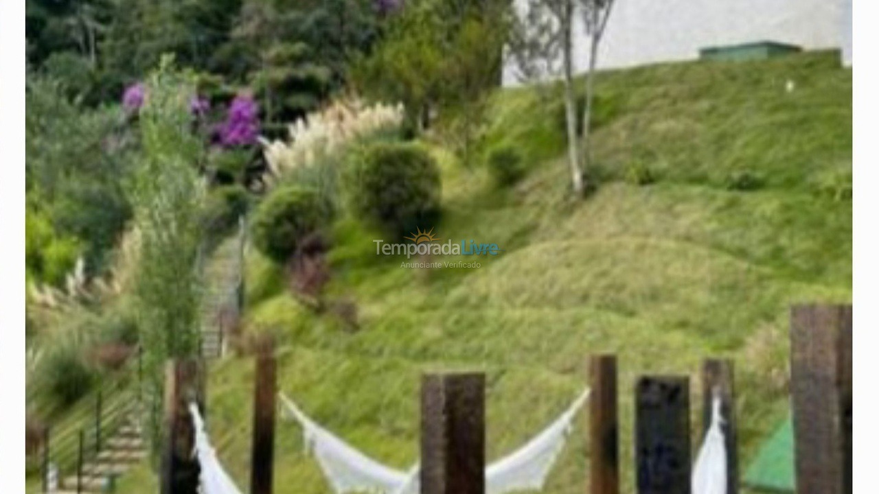 Apartamento para aluguel de temporada em Campos do Jordão (Jardim Belvedere)