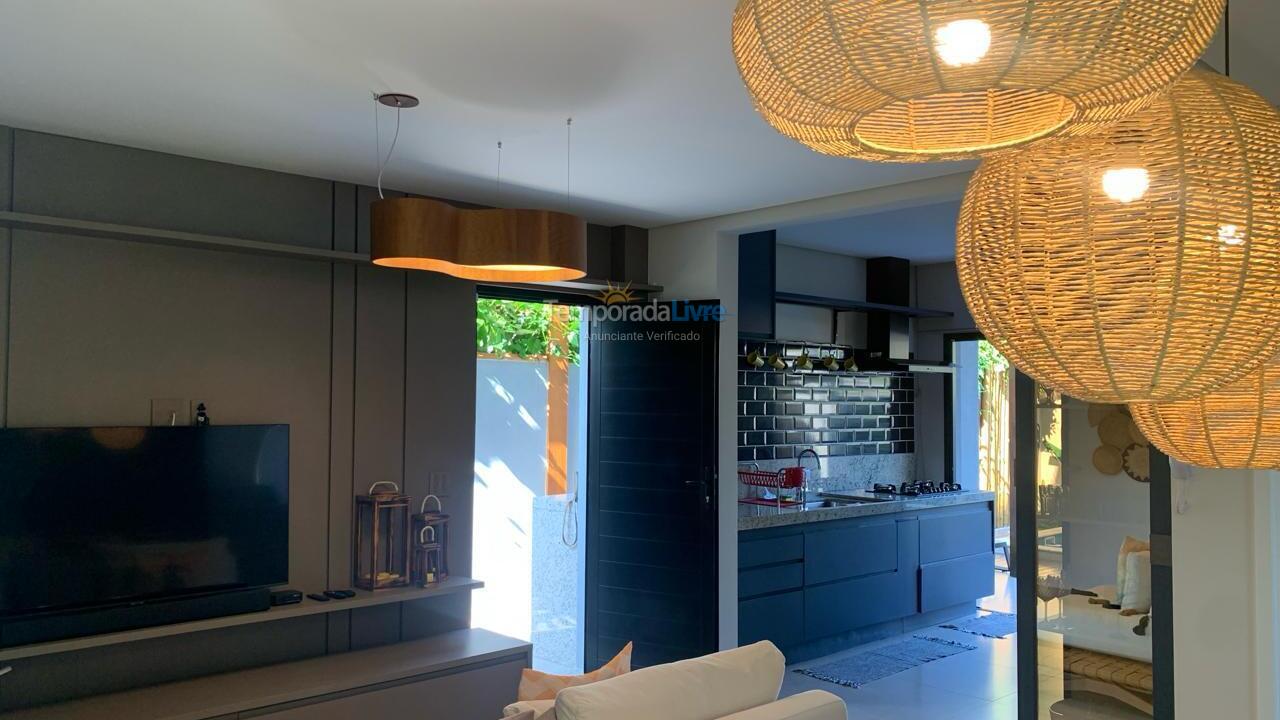 Casa para alquiler de vacaciones em São Sebastião (Juquehy)