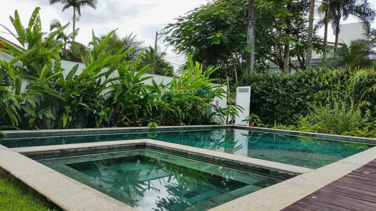 House for vacation rental in São Sebastião (Praia da Baleia)