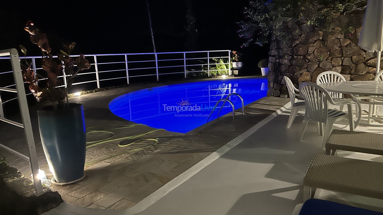 Casa para alquiler de vacaciones em Ubatuba (Praia Vermelha do Sul)