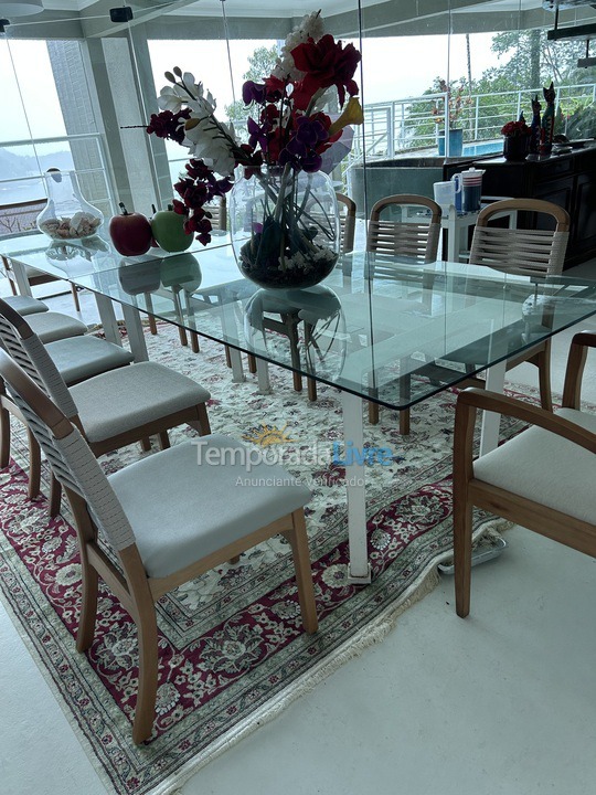 Casa para alquiler de vacaciones em Ubatuba (Praia Vermelha do Sul)