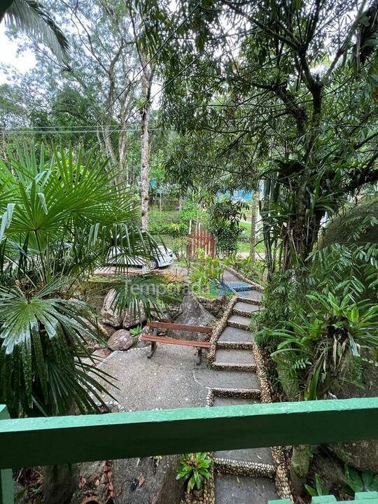 Casa para aluguel de temporada em Santo Amaro da Imperatriz (Localidade Caldas da Imperatriz)