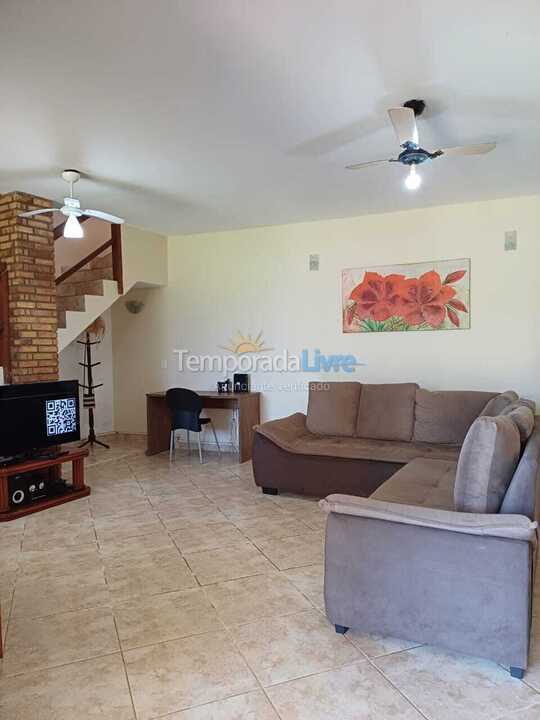 Casa para aluguel de temporada em Caraguatatuba (Massaguaçu)