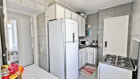 Apt Ipanema post 9, 200 MTS from the beach the best location in Ipanema