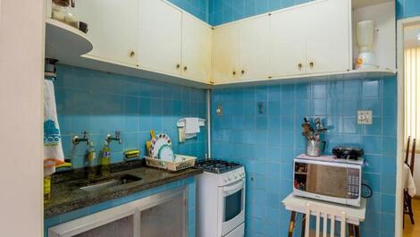 Apto no melhor ponto de Copacabana, posto 5, 2 quadras da praia.