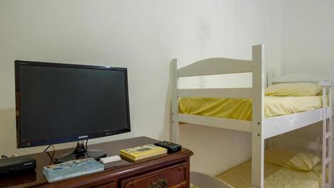 Apto no melhor ponto de Copacabana, posto 5, 2 quadras da praia.