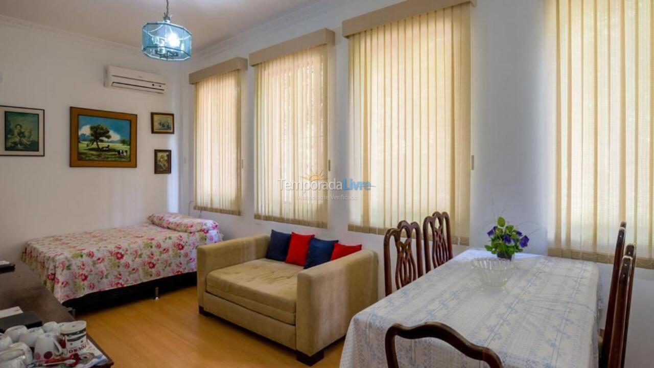 Apartamento para aluguel de temporada em Rio de Janeiro (Copacabana)