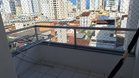 Varanda sala  com tela de proteção 