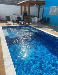 PARA 16 PERSONAS – PISCINA – AIRE ACONDICIONADO. – WIFI - 3 DORMITORIOS. - A 700 M. DE LA PLAYA