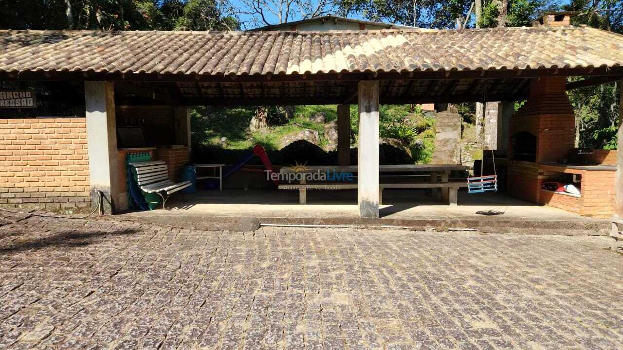 Chácara / sítio para aluguel de temporada em Resende (Engenheiro Passos)